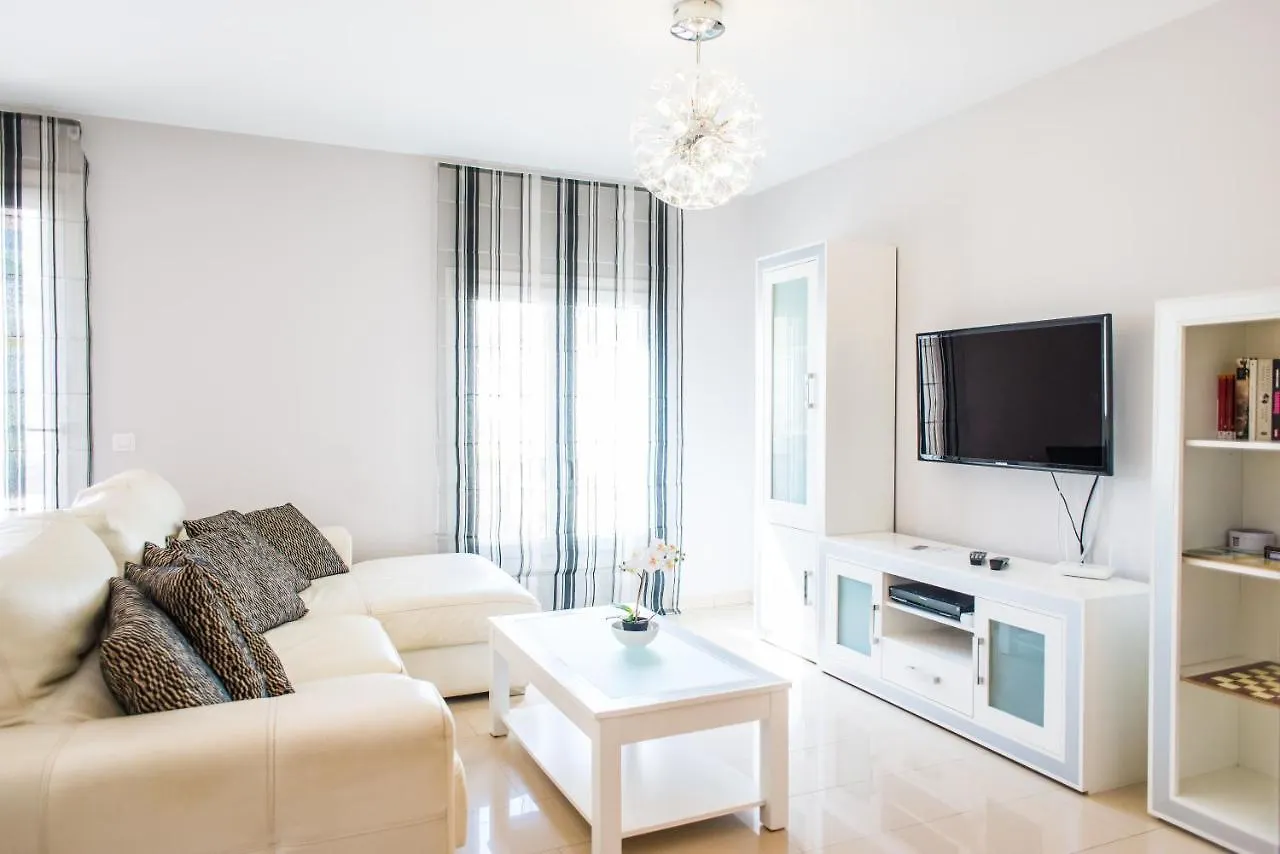 Family Villa 
